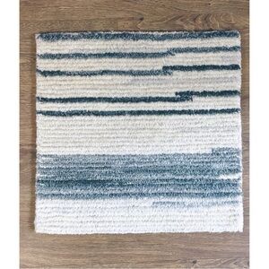 Pottery Barn Karson Handtufted Small Area Rug, Steel Blue (Blue & White) NEW